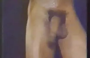 دانش آموزان تمام دختر ضرب و شتم. بازی سکسی کم حجم او به وضوح آن را دوست دارد. سه نفر و همشون دارن سعي ميکنن جا بشن