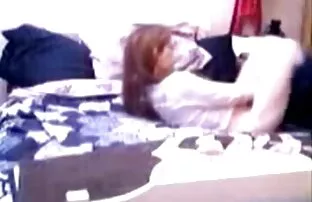 او در مورد پرتاب یک اسباب فیلم پورن با حجم کم بازی بزرگ در بیدمشک شیرین او